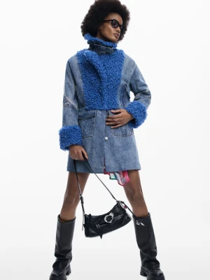 Hybrydowy płaszcz jeansowy z futrem Desigual