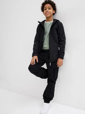 Hydrofobowa kurtka softshellowa z kapturem bonprix