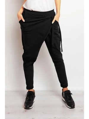 INFINITE YOU Spodnie w kolorze czarnym rozmiar: L/XL