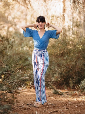 Isla Bonita by SIGRIS Spodnie w kolorze biało-niebieskim rozmiar: XL