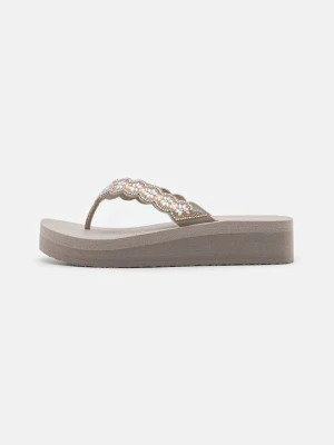Japonki Skechers