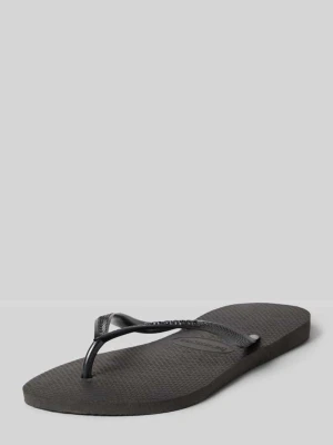 Japonki z detal z logo Havaianas