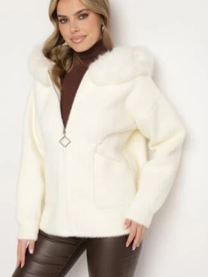 Jasnobeżowa Bluza z Wełną Kapturem i Kieszeniami Zdobiona Futrem Yasiti wei wei