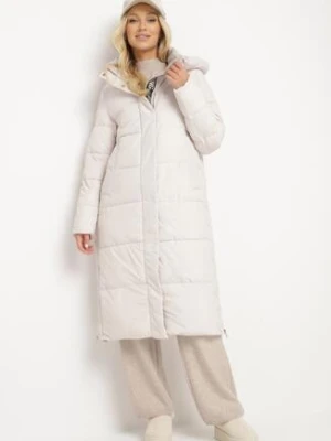 Jasnobeżowa Pikowana Kurtka o Pudełkowym Kroju z Kapturem Dwustronnym Suwakiem i Rozporkami Dainara bh forever