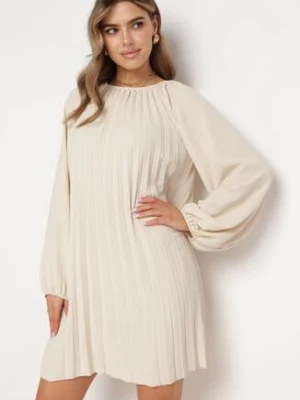 Jasnobeżowa Plisowana Sukienka z Bufiastymi Rękawami Perlase wei wei