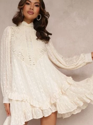 Jasnobeżowa Sukienka Mini z Falbankami i Koronkowymi Wstawkami Piolini elsa.m by may