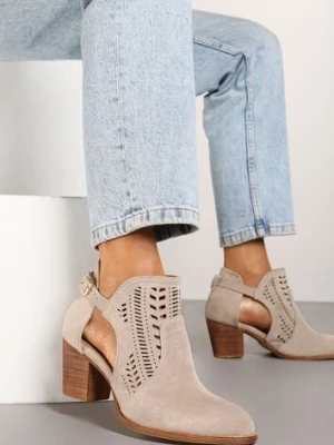 Jasnobeżowe Ażurowe Botki Vices na Słupku w Stylu Kowbojek Ozdobione Wycięciem Isfedi