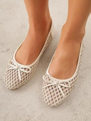 Jasnobeżowe Siateczkowe Balerinki z Plecioną Cholewką z Kokardką Lilinrelle goodin