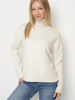 Jasnobeżowy Golf z Domieszką Kaszmiru Ozdobiony Przeszyciami Avonella tandem