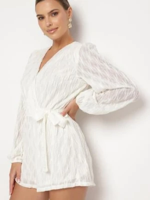 jasnobeżowy Kombinezon o Kopertowym Kroju Zdobiony Błyszczącą Nitką i Wiązany w Pasie Venvina retro & icone