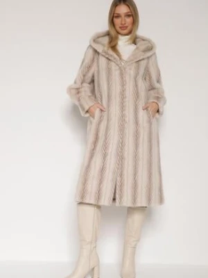 Jasnobeżowy Płaszcz Futerko w Pionowy Wzór z Kapturem Cahroris