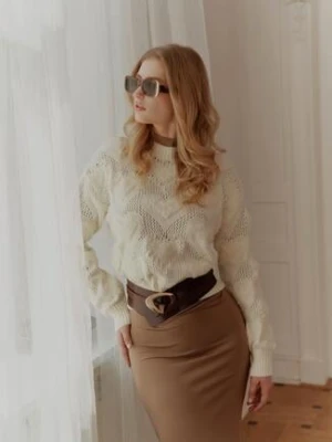 Jasnobeżowy Sweter w Serca o Klasycznym Fasonie ze Ściągaczami Biriet moni&co