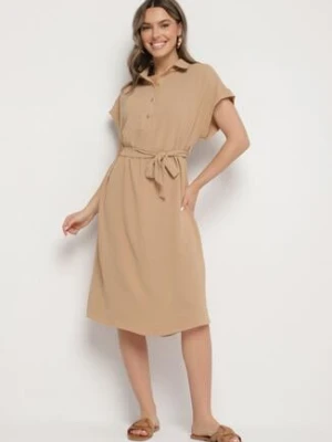 Jasnobrązowa Sukienka z Bawełną i Ozdobnym Paskiem Savanire j&x