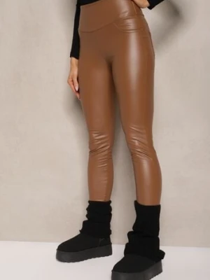 Jasnobrązowe Legginsy z Ekoskóry High Waist z Imitacjami Kieszeni Salabria defox