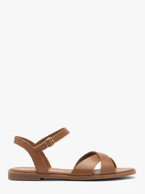 Jasnobrązowe sandały damskie płaskie Ryłko