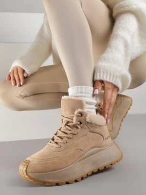 Jasnobrązowe Sneakersy Śniegowce Vices na Grubej Podeszwie Ozdobione Futerkiem i Napisem Nelinena