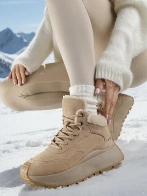 Jasnobrązowe Sneakersy Śniegowce Vices na Grubej Podeszwie Ozdobione Futerkiem i Napisem Nelinena