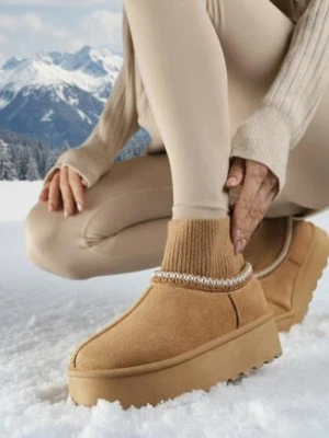 Jasnobrązowe Śniegowce VICES na Grubej Podeszwie z Haftem i Skarpetkową Cholewką Enantia