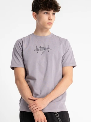 Jasnofioletowy t-shirt z autorską grafiką z przodu Reporter Young