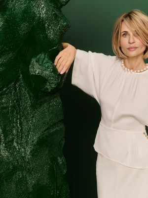 Jasnokremowa satynowa bluzka TARANKO