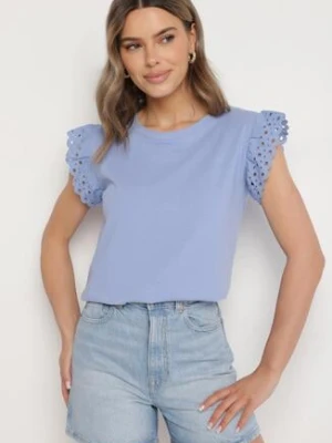 Jasnoniebieska Bluzka z Bawełny z Ażurowymi Falbankami Zamiast Rękawów Vodelia glo-story