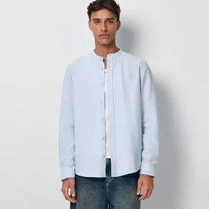 Jasnoniebieska koszula ze stójką i długim rękawem House