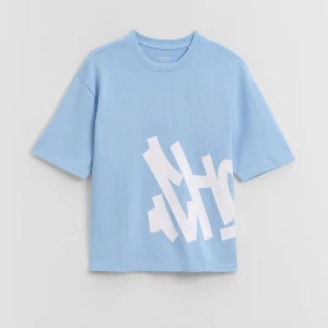 Jasnoniebieska koszulka z napisem Chosen w stylu graffiti House