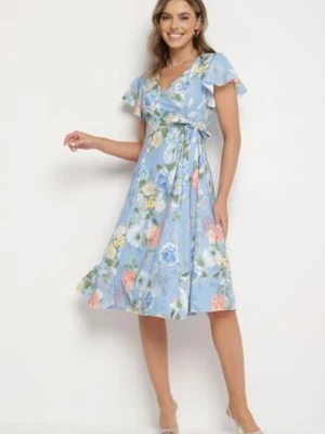 Jasnoniebieska Kwiatowa Sukienka z Kopertowym Dekoltem Atorina lovery