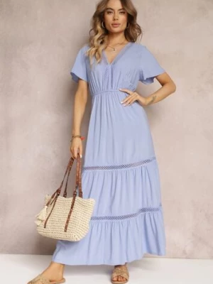 Jasnoniebieska Rozkloszowana Sukienka Maxi z Gumką w Talii i Koronkowym Dekoltem Cheteia