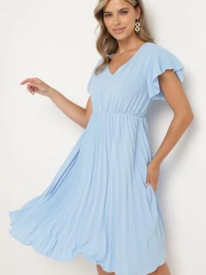 Jasnoniebieska Sukienka Plisowana o Rozkloszowanym Fasonie i Trójkątnym Dekolcie Rissara new collection