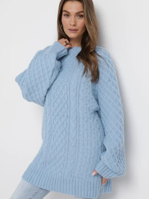 Jasnoniebieski Sweter o Wydłużonym Fasonie z Modnym Splotem Ahexa Wool Fashion