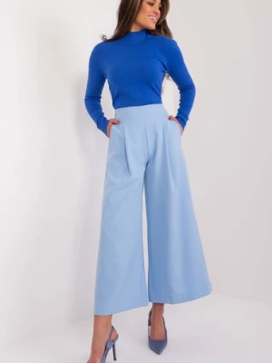 Jasnoniebieskie garniturowe spodnie damskie typu culotte Italy Moda