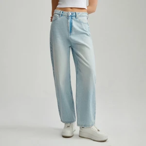 Jasnoniebieskie jeansy balloon fit cropped House
