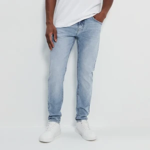 Jasnoniebieskie jeansy slim fit House