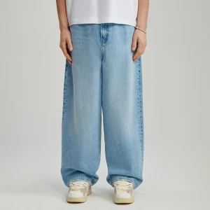 Jasnoniebieskie jeansy super baggy fit z efektem sprania House