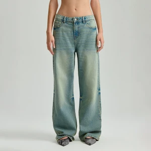 Jasnoniebieskie jeansy wide leg mid waist House