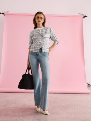 Jasnoniebieskie jeansy z ozdobnymi kieszeniami TARANKO