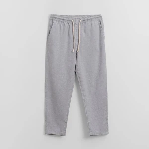 Jasnoniebieskie spodnie carrot fit z lnem House