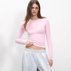 Jasnoróżowa koszulka ULTRAFLEX z długim rękawem i okrągłym dekoltem House