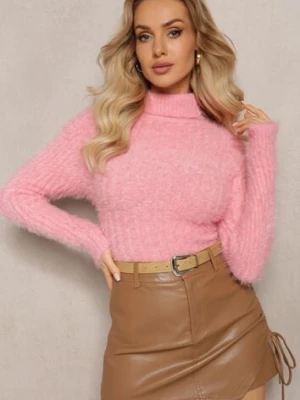 Jasnoróżowy Golf z Puchatego Materiału z Wełną i Długim Rękawem Geolla j&x