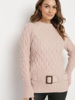 Jasnoróżowy Sweter Ozdobiony Tłoczeniem i Paskiem Kortissta miss poem