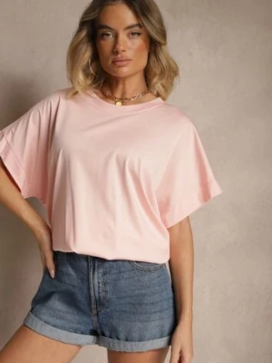 Jasnoróżowy T-shirt z Wiskozą o Fasonie Nietoperza Tanalitha