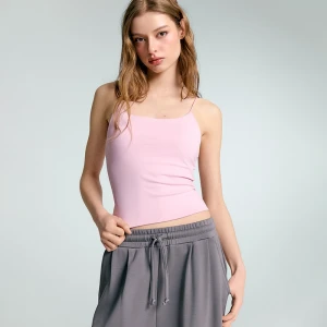 Jasnoróżowy top ULTRAFLEX na cienkich ramiączkach z miseczkami usztwniającymi House