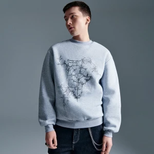 Jasnoszara bluza crewneck z nadrukiem w stylu tribal House