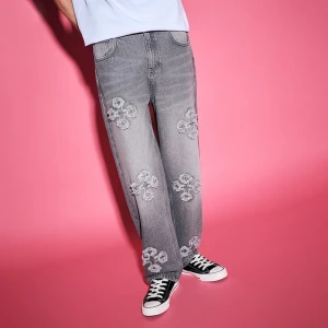 Jasnoszare jeansy baggy fit z naszywkami krzyży House