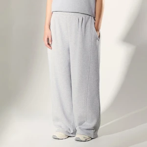 Jasnoszare spodnie dresowe baggy z grubej dzianiny House