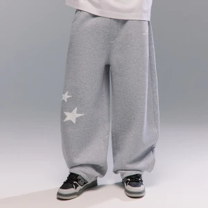 Jasnoszare spodnie dresowe baggy barrel fit z gwiazdkami House