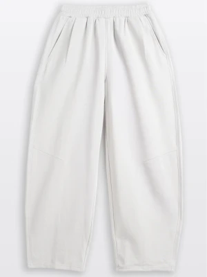 Jasnoszare spodnie dresowe o kroju BARREL bez nadruków Reporter