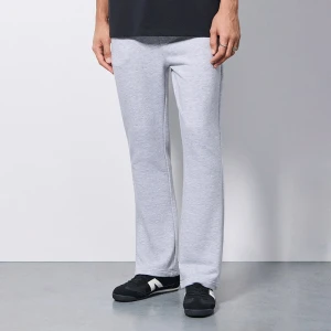 Jasnoszare spodnie dresowe o kroju flare House