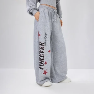 Jasnoszare spodnie wide leg z nadrukiem Forever New York House